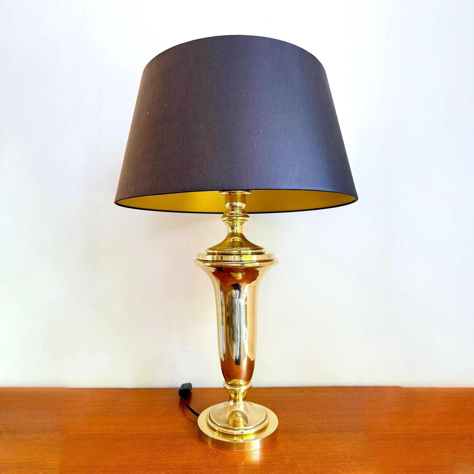 Vintage Solid Brass Table Lamp Xxl By 'Krisna Brass'   Hollywood Regency   Classic