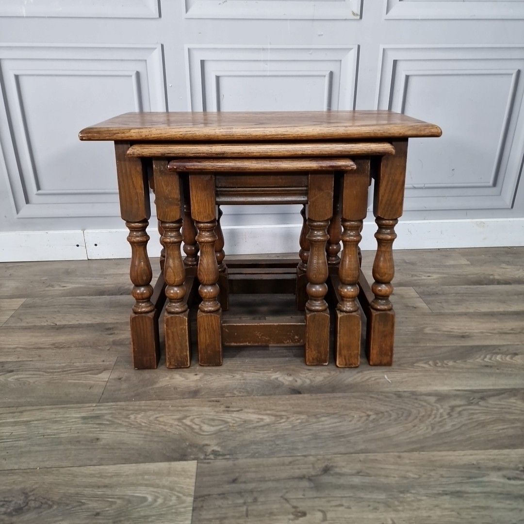 Vintage Old Charm Solid Oak Nest Of Tables Wood Bros – Wooden Jointing Side photo 170.0