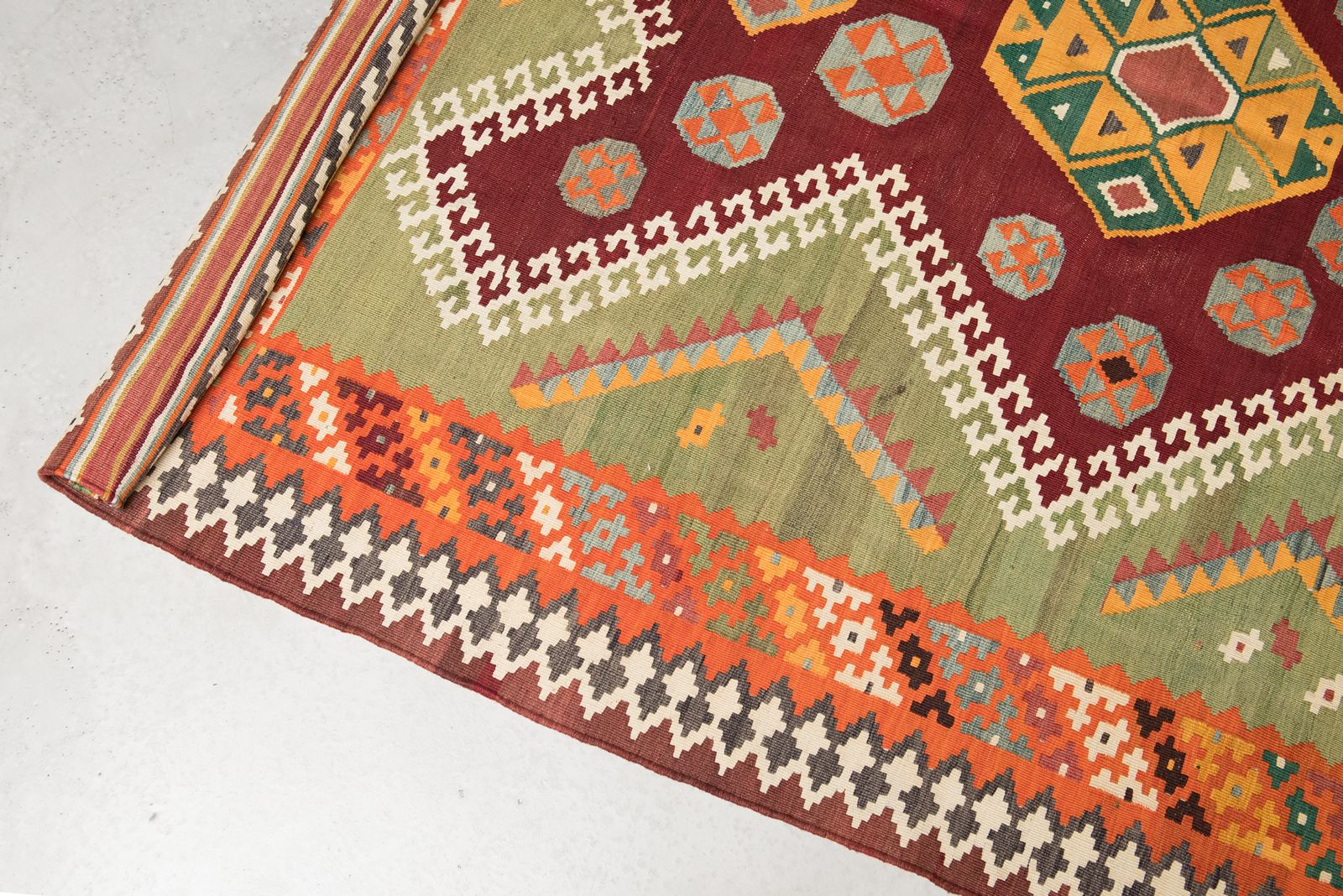Antique Kilim Rug 'Patoug', 1800s photo furniture