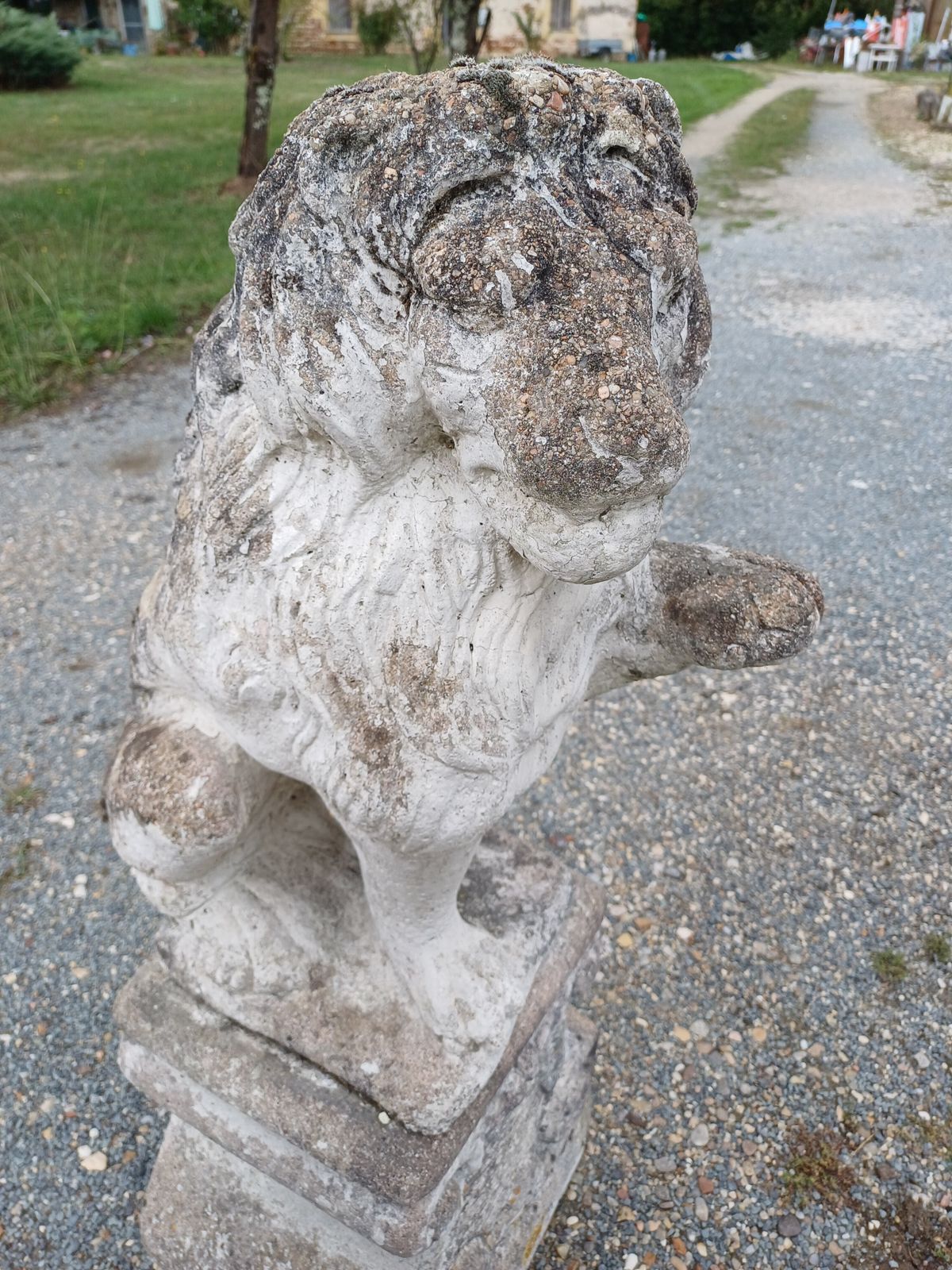 photo furniture Pair Of Stone Lions From The 1960s
