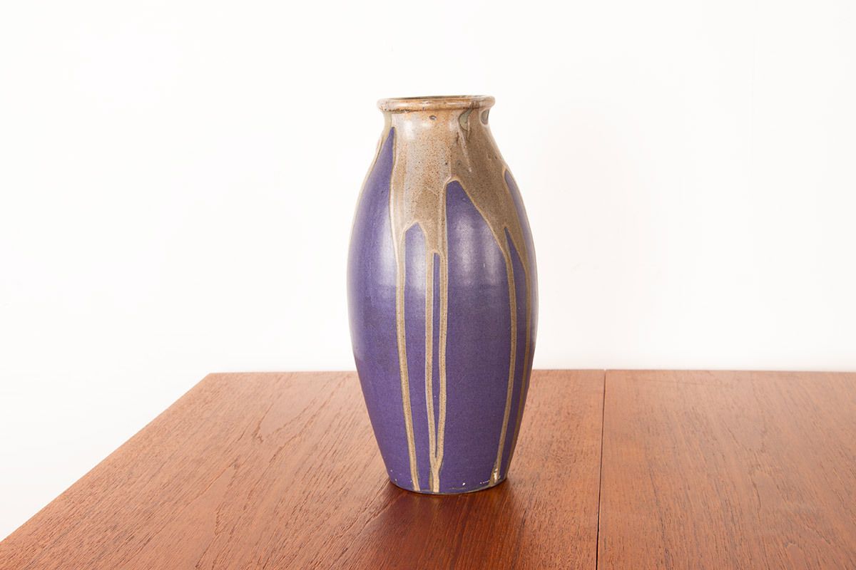 Grand vase Art déco en céramique émaillée violette par Léon Pointu, Grès de Puisaye, 1920. photo for sale