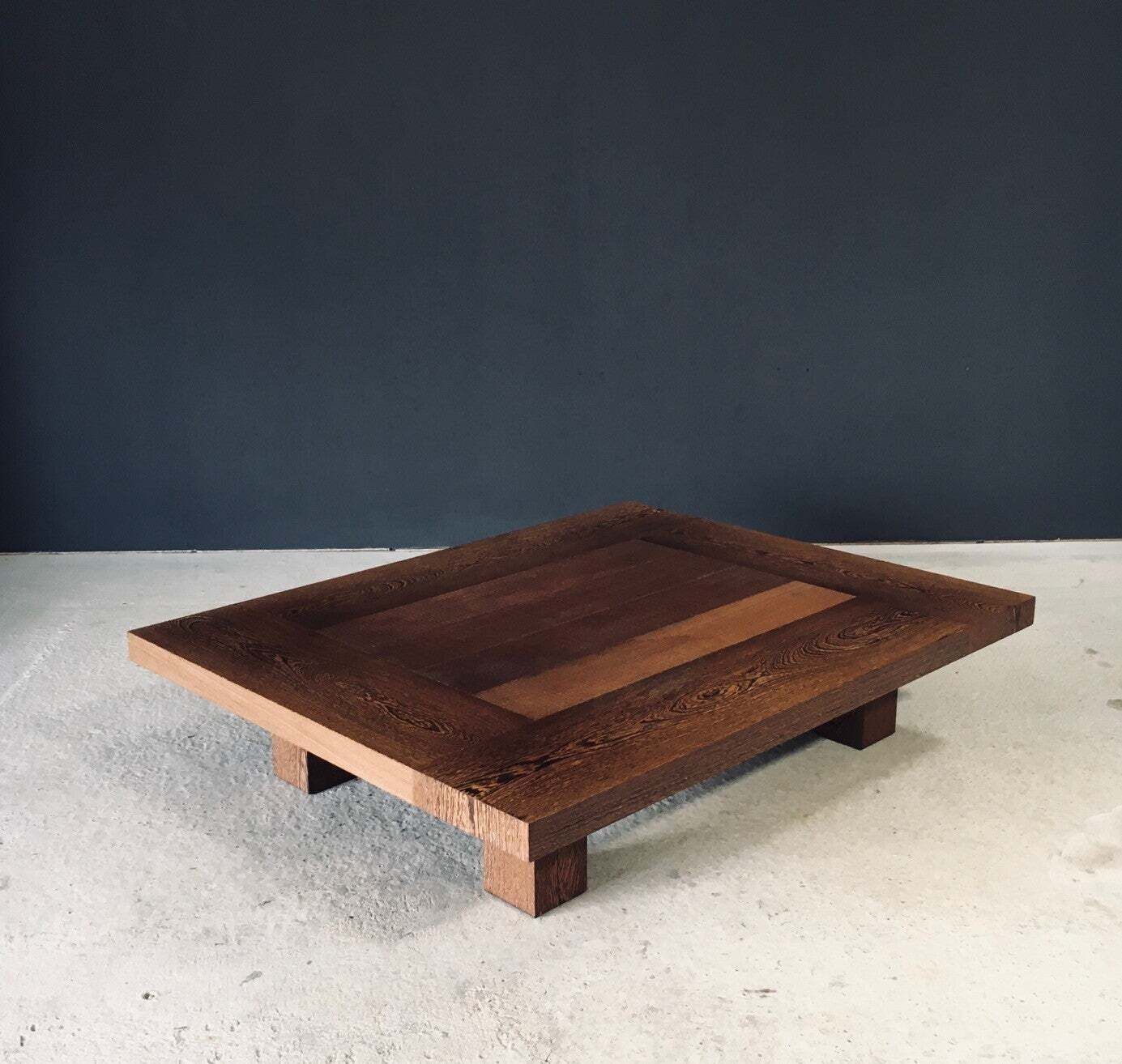 photo furniture Postmodern Design Xl Wengésalontafel