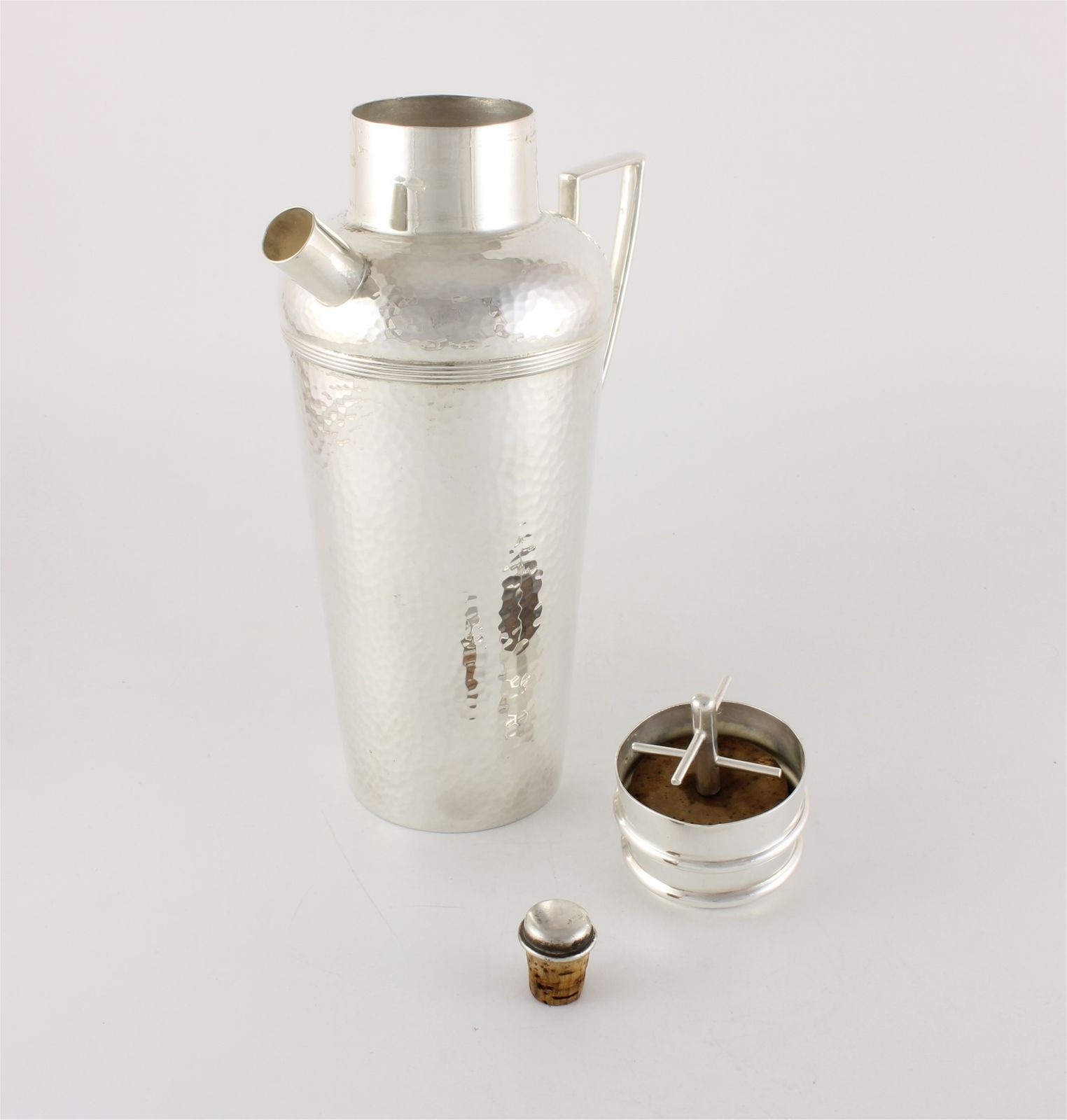 Antique Silver Plate Mappin Webb Cocktail Shaker. Hammered Drinks Mixer. photo 405.0