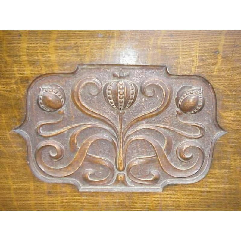 Wylie And Lochhead. A Good Quality Oak Arts And Crafts Glasgow Style Sideboard photo vintage