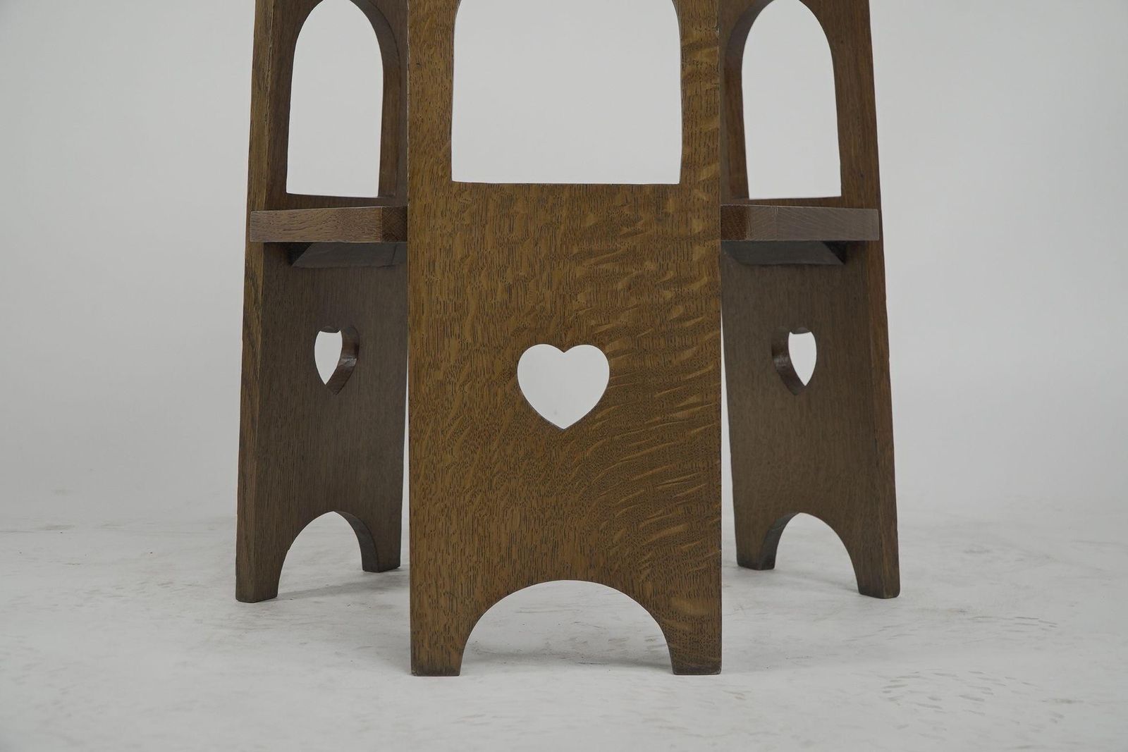 photo furniture Liberty And Co. A Scarce Pair Of Arts & Crafts Oak Side Tables With Plank Sides