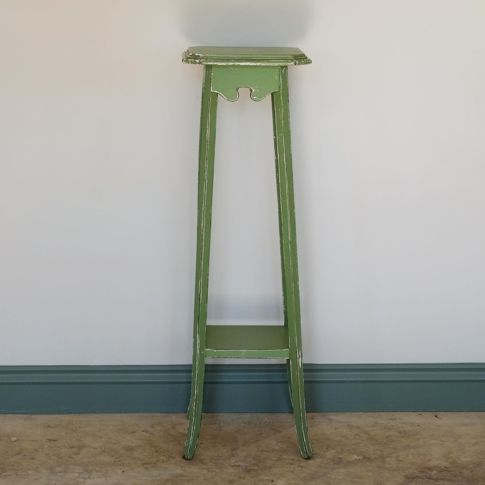 Vintage Green Painted Jardiniere / Plant Stand photo vinterior