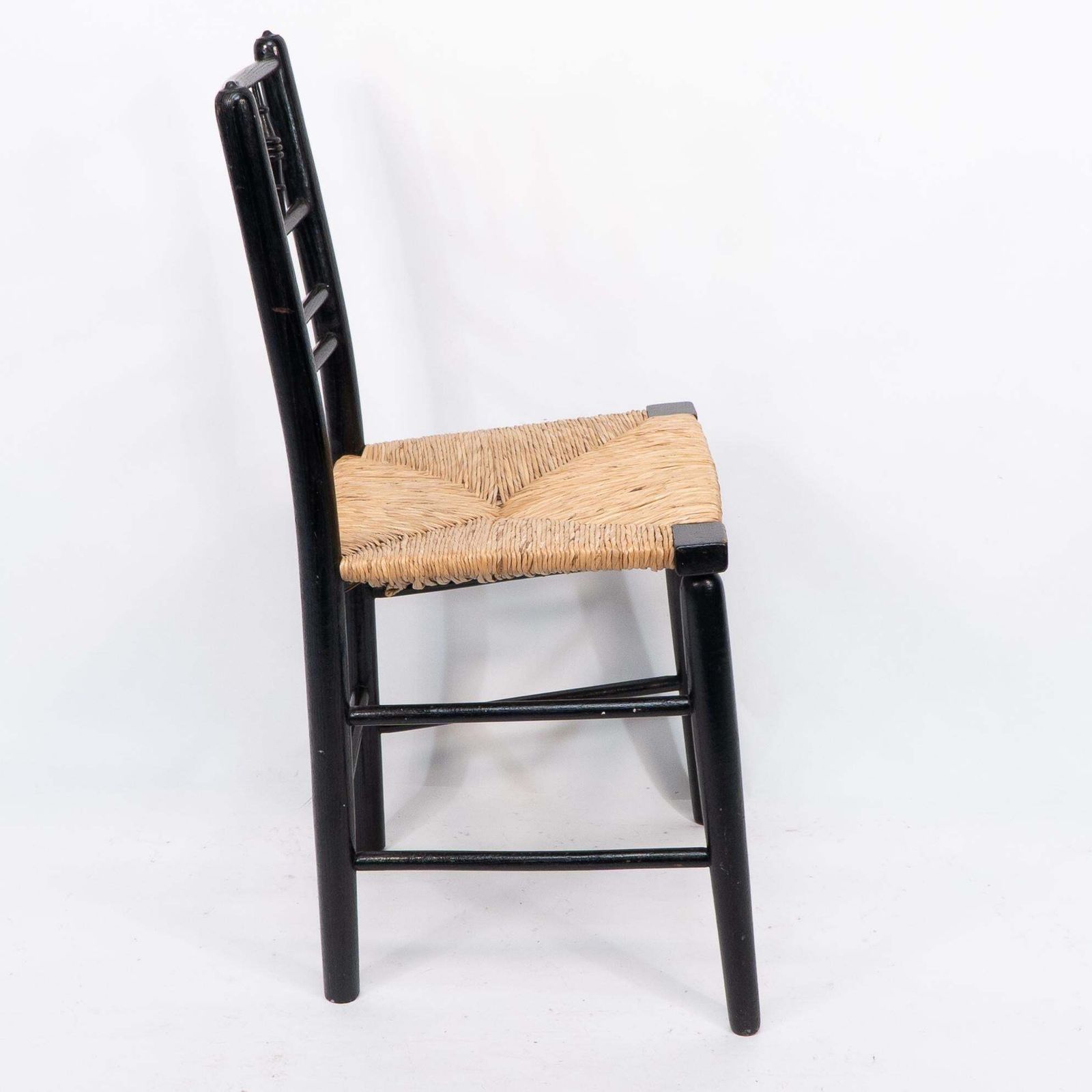 Morris & Co Attr To Philip Webb. Aesthetic Movement Pair Rush Seat Sussex Chairs photo vinterior