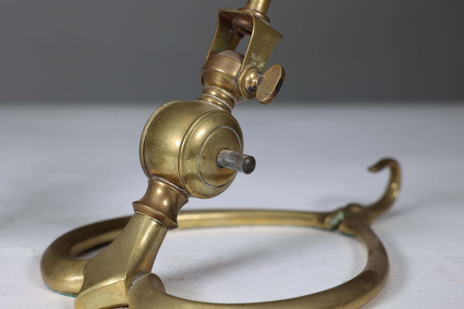 photo vintage Was Benson. A Pair Of Arts & Crafts Brass Table Lamps With Heart Shaped Bases