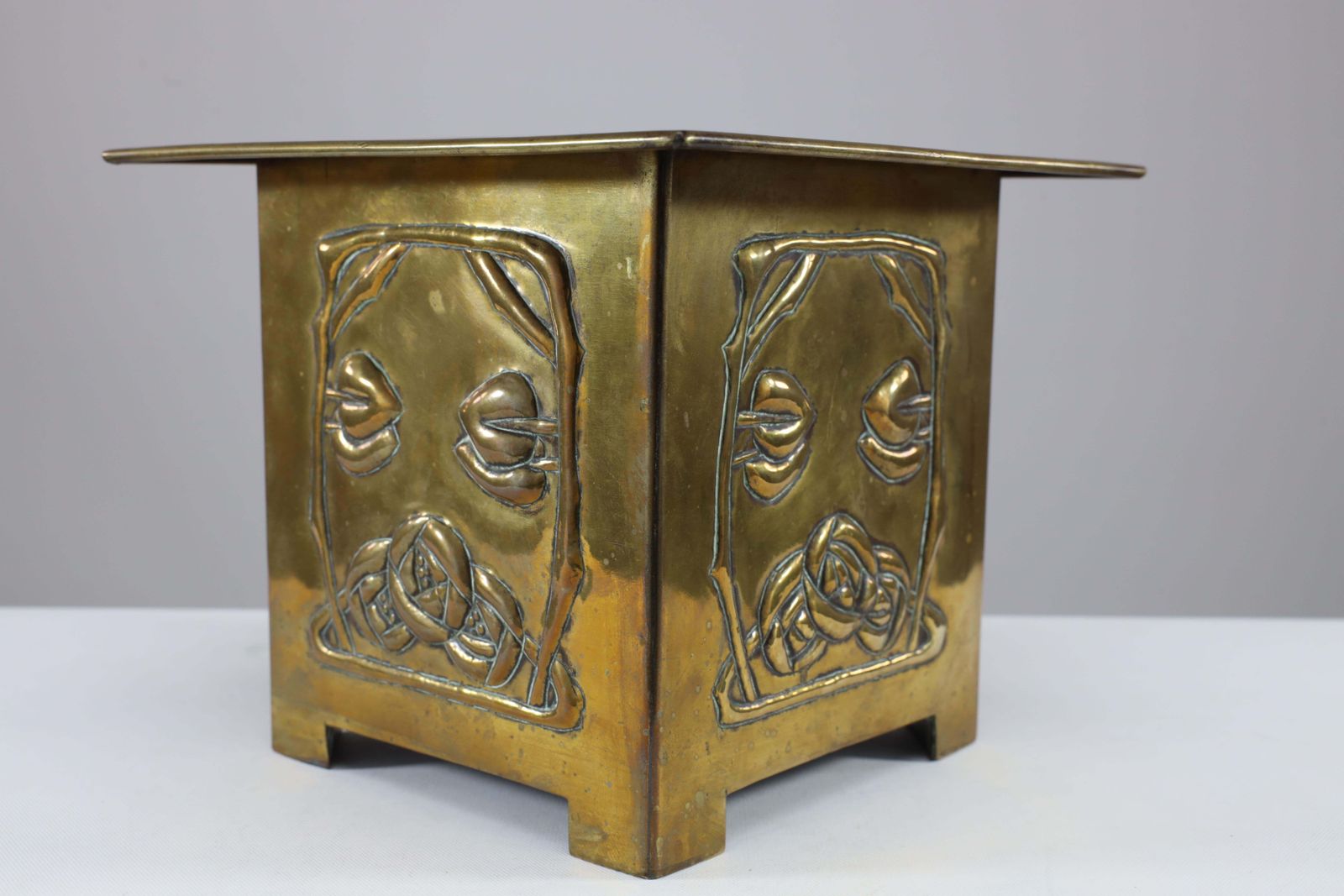 Margaret Gilmour Arts & Crafts Brass Planter With Stylized Rose & Floral Details photo vinterior