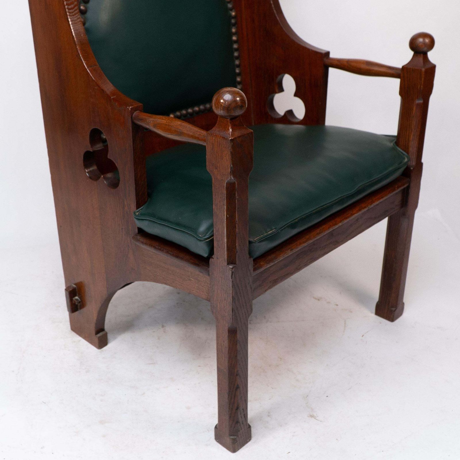 photo furniture Liberty And Co. A Good Quality Arts And Crafts Oak Armchair With Leather Cushion