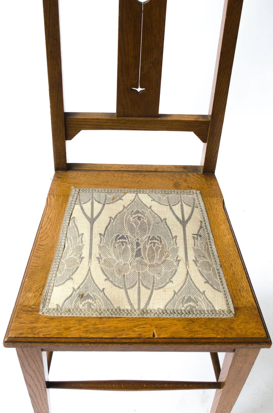 Liberty And Co Attributed. An Arts & Crafts Scottish School Oak Side Chair photo Furniture