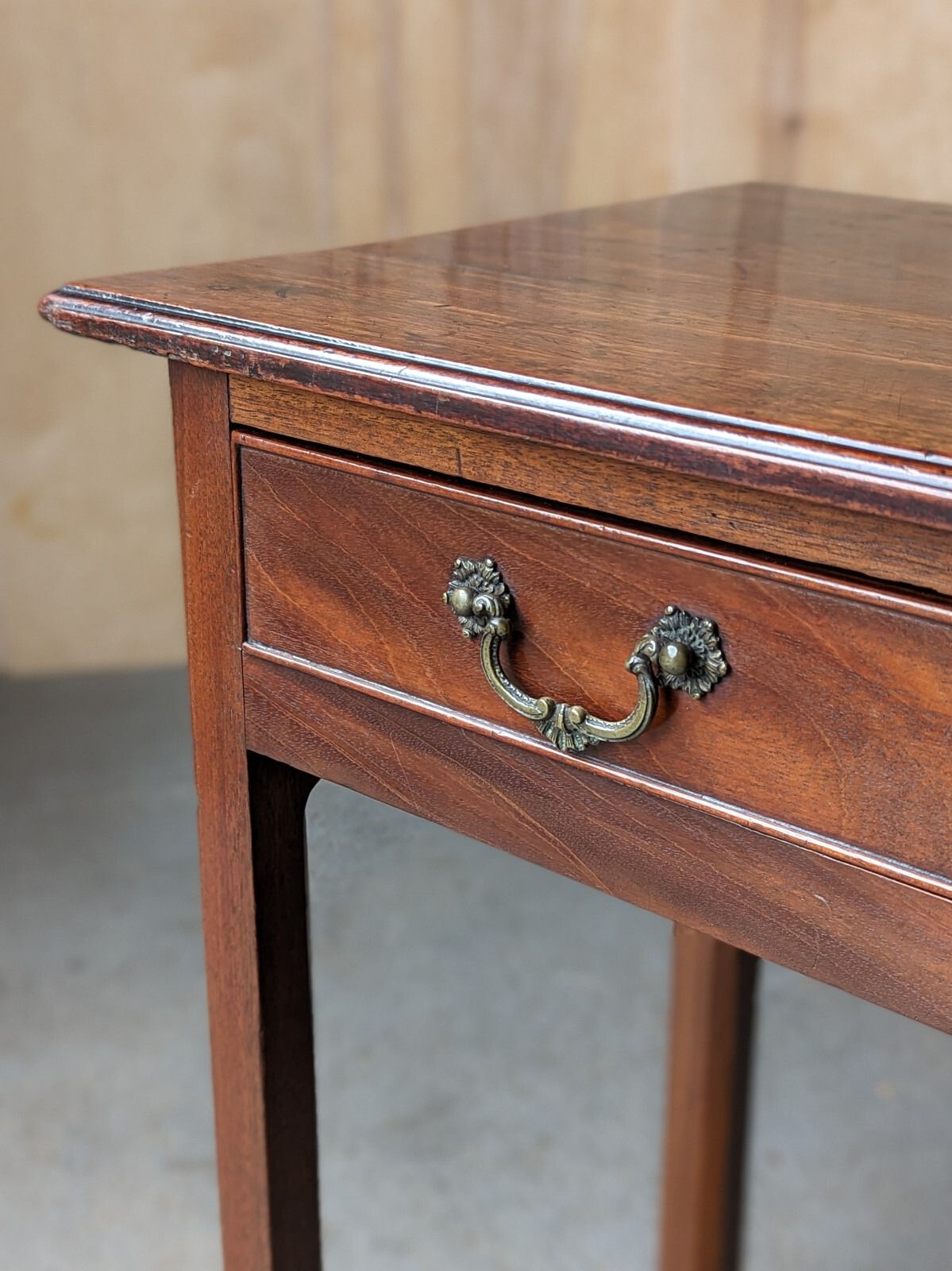 photo furniture Antique Side Hall Table (Delivery Available) Georgian Mahogany