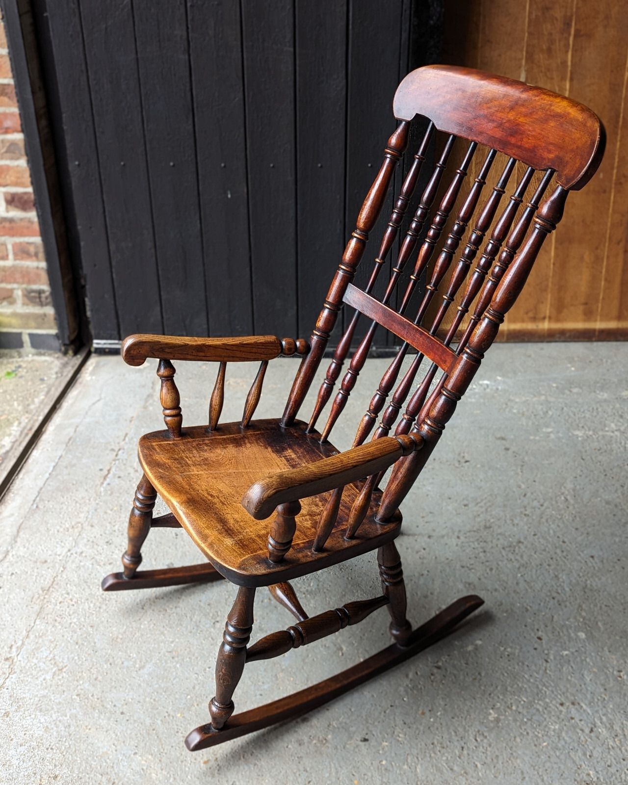 Antique Caistor Rocking Chair, 1800s photo vinterior