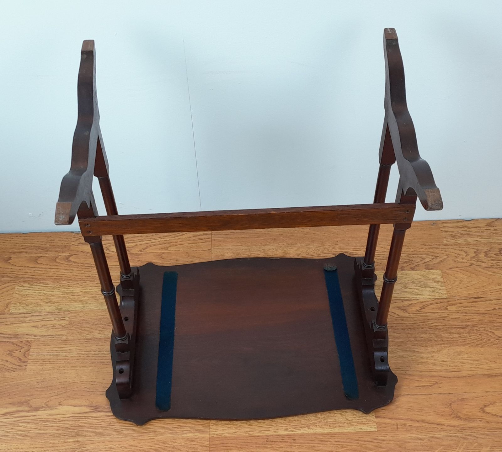Mahogany Vintage Williams & Cox Nest Of 3 Side Tables photo 120.0
