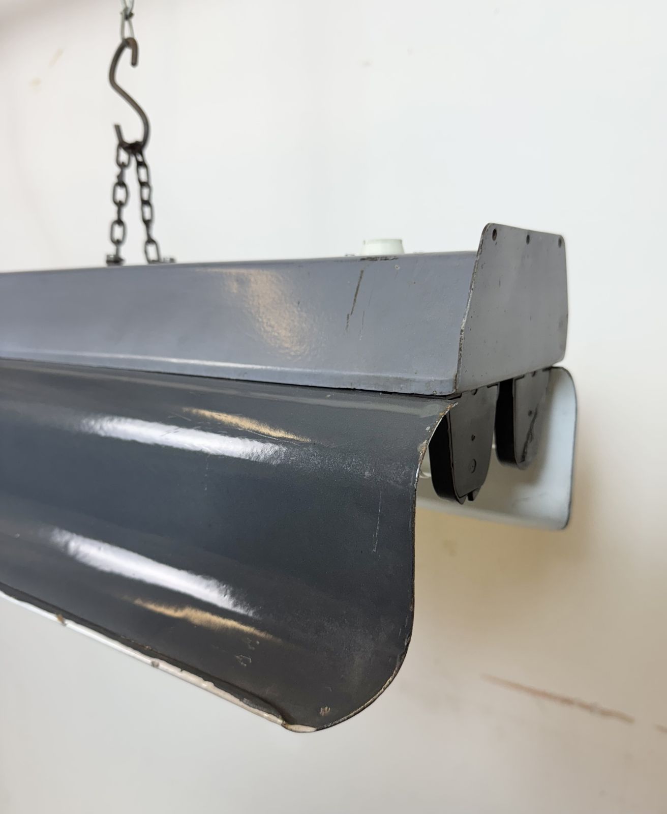 Grey Enamel Industrial Hanging Tube Light From Elektrosvit, 1960s photo 499.0