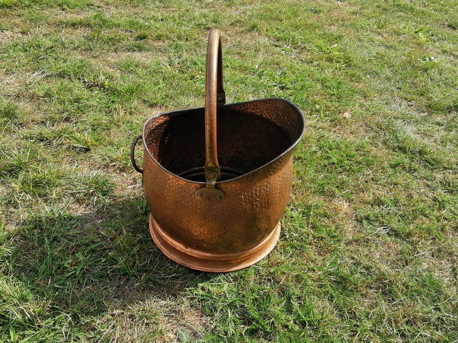 Victorian Brass Coal Scuttle   1850s Hand Hammered   Original Patina photo furniture