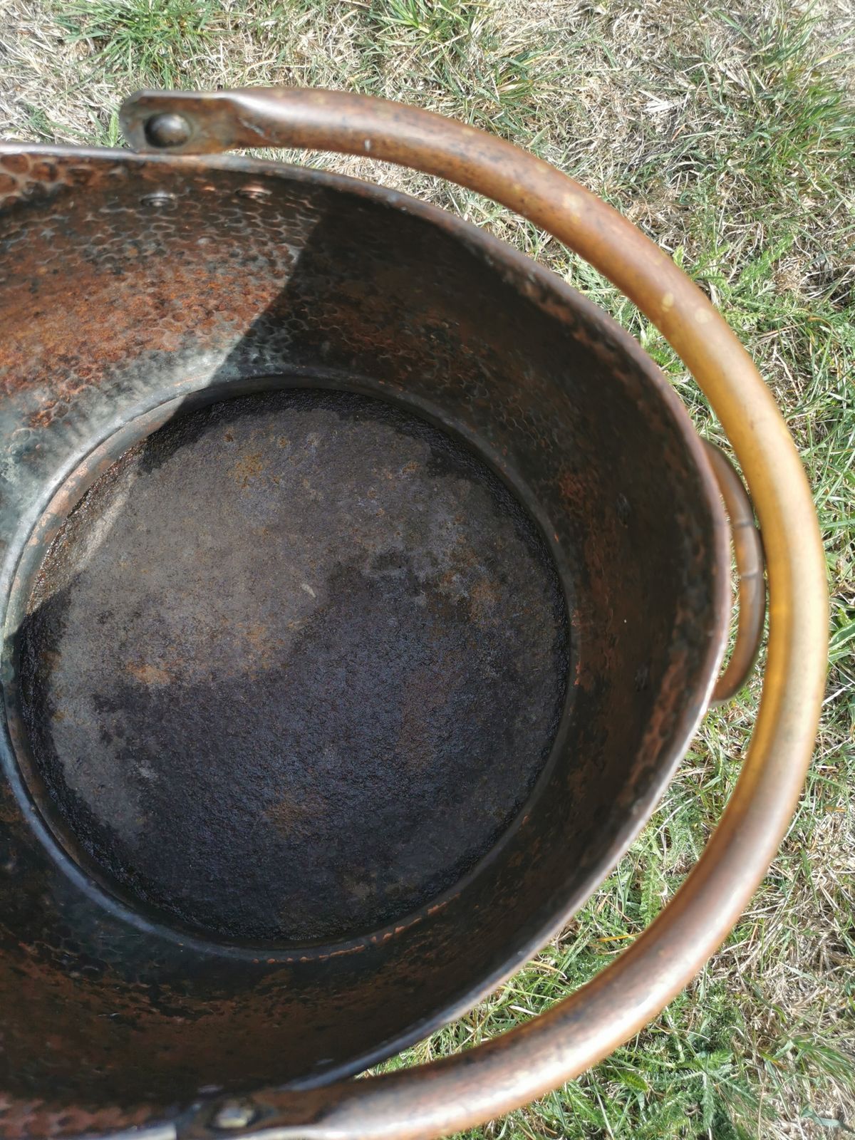 photo vintage Victorian Brass Coal Scuttle   1850s Hand Hammered   Original Patina