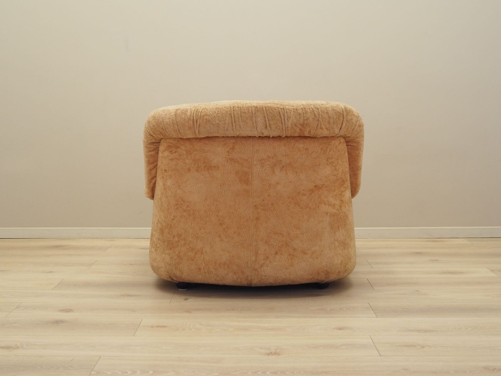 Beige Armchair Italian Design 1960s Production: Italy photo vinterior