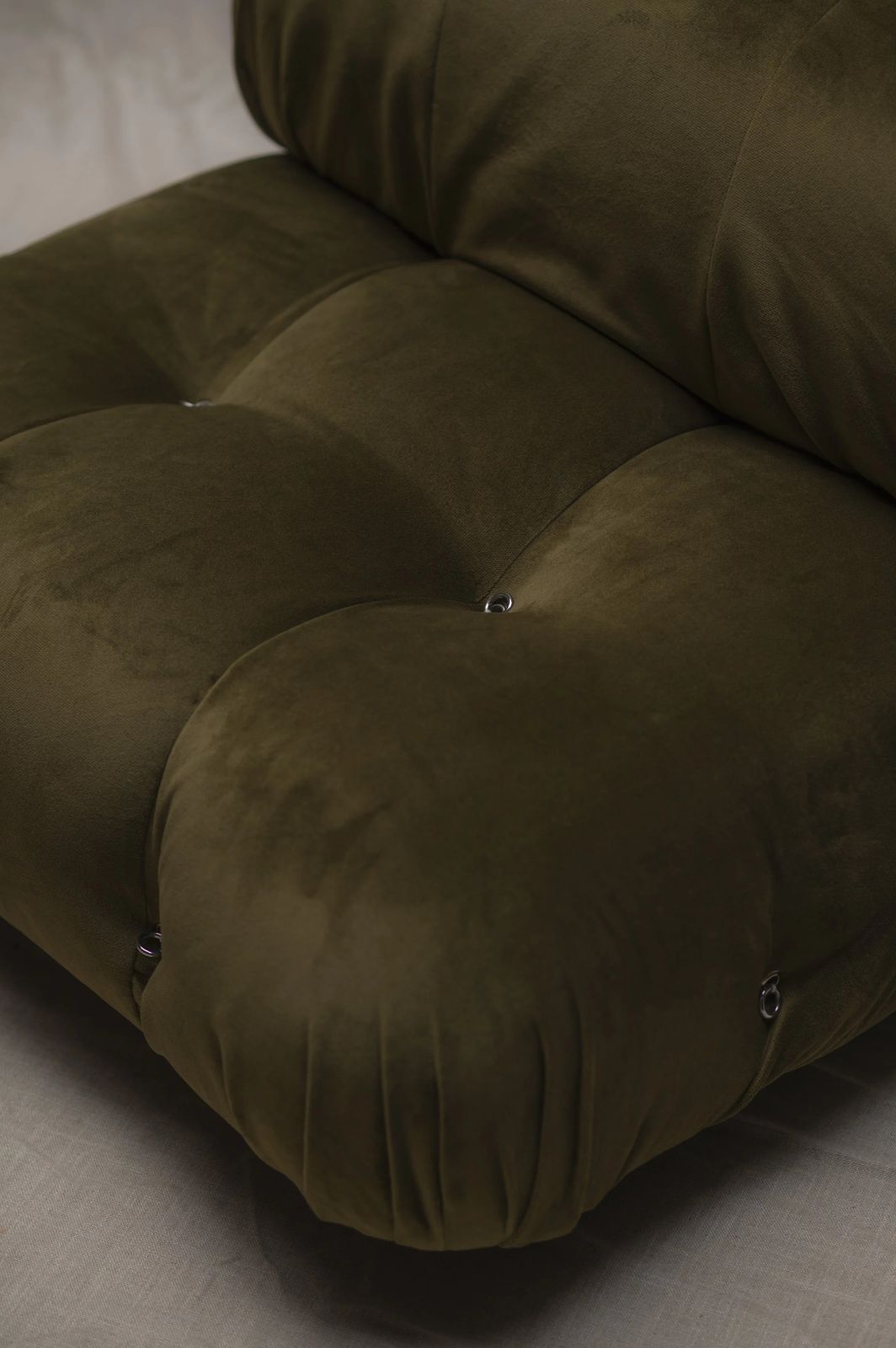 photo buy Mario Bellini ‘Camaleonda’ Easy Chair Set For B&B Italia   1970s