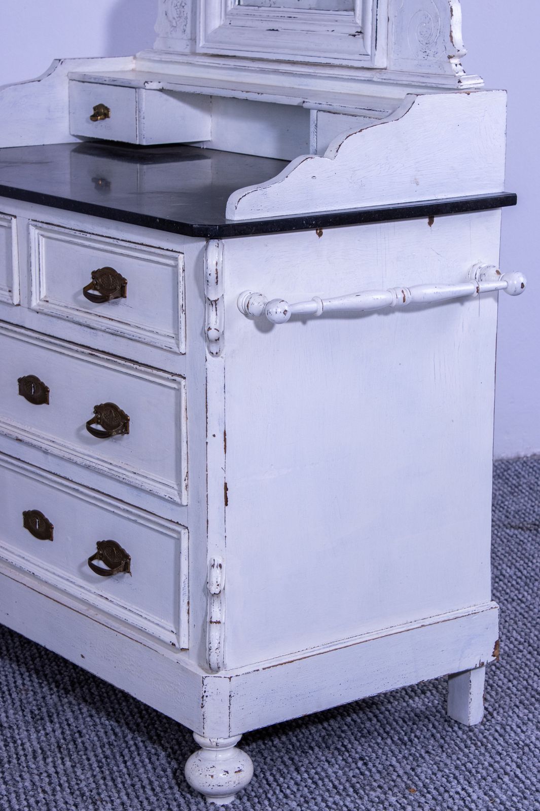 photo furniture Antique White Pine Chest Of 4 Drawers With Marble Top And Mirror, Late 19th Century