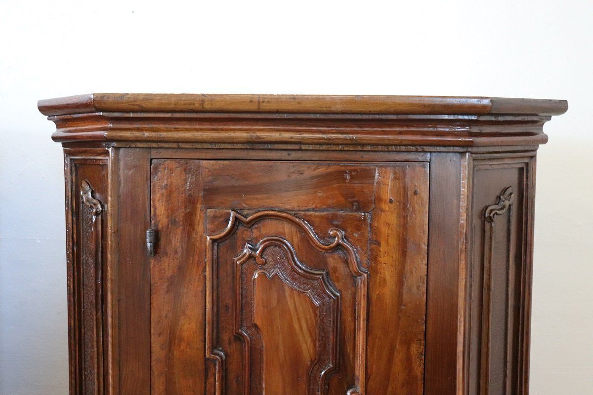 8061.0 Antique Walnut Corner Cabinets, 1600s, Set Of 2 photo