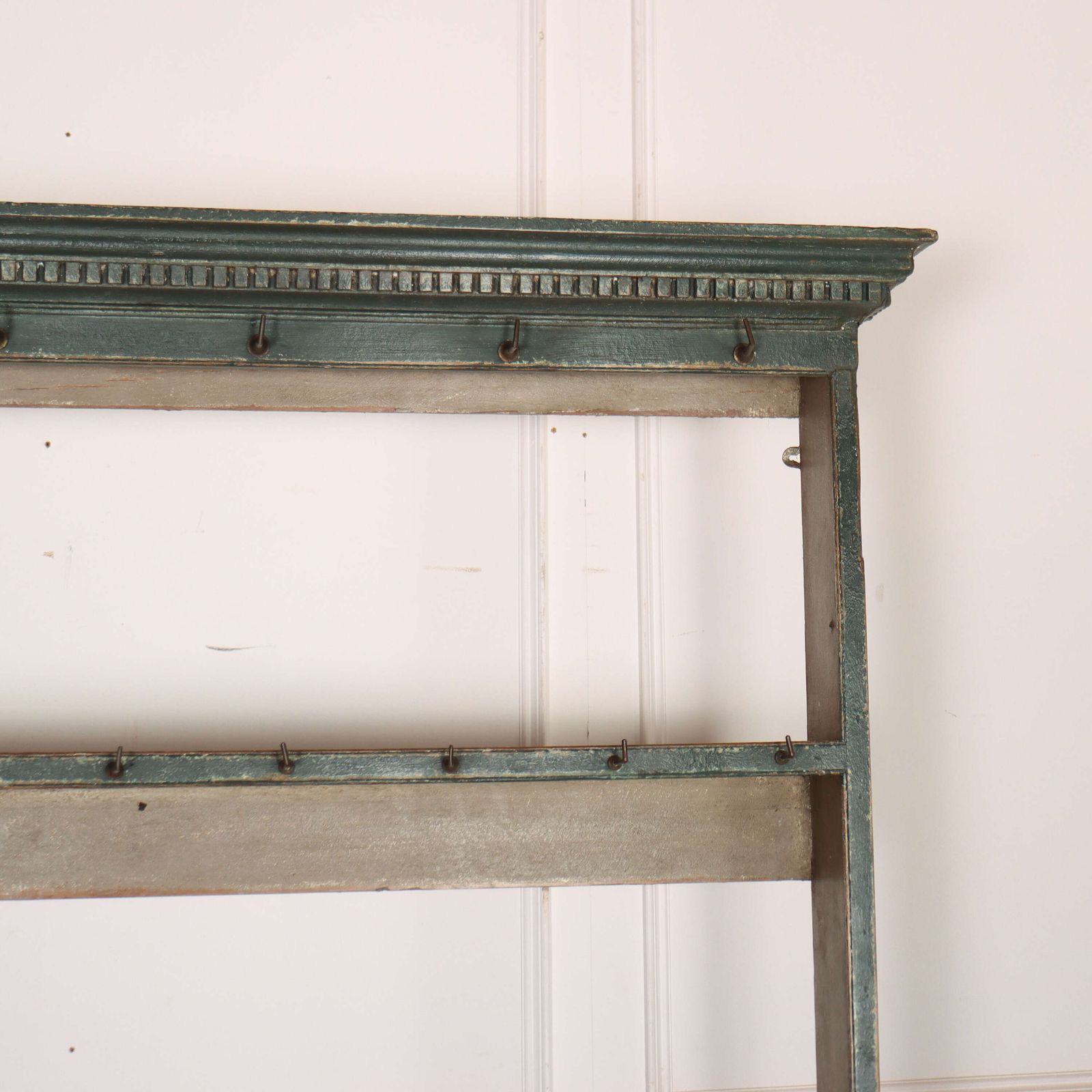 English Painted Pot Board Dresser photo vinterior