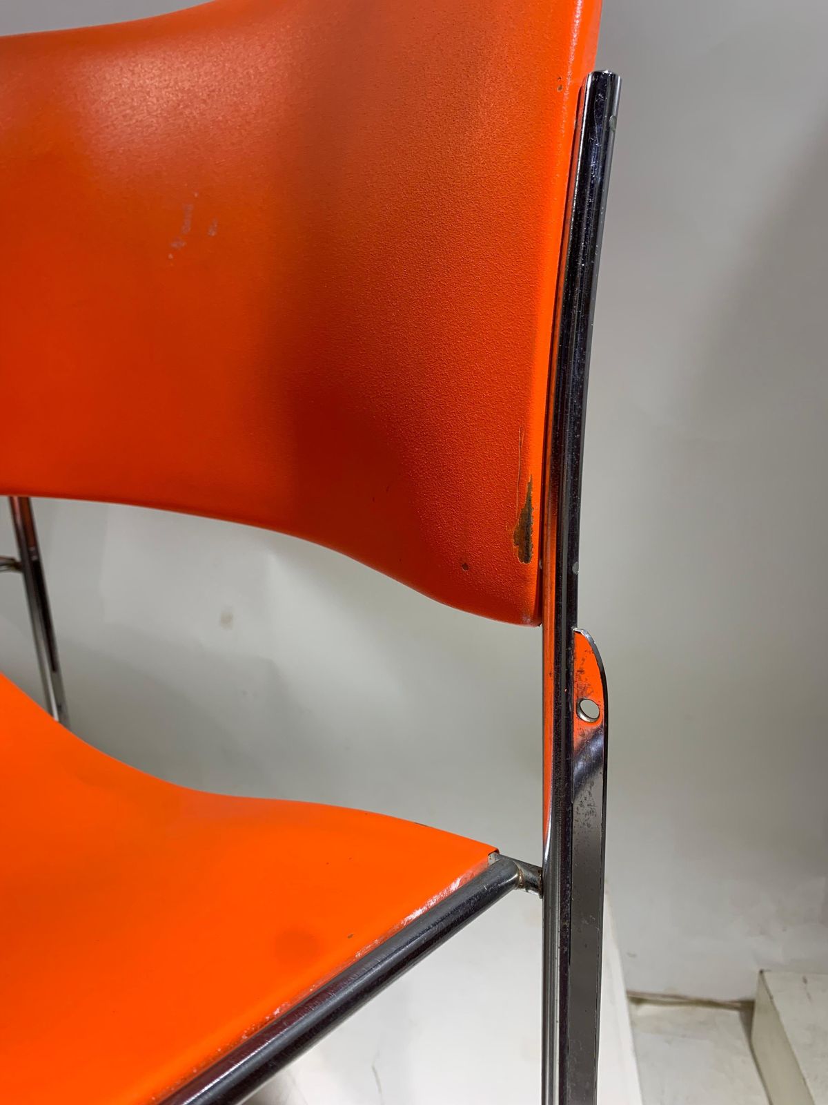 Set Of 6 Stackable 40/4, Red/Orange Chairs By David Rowland   Gf Business photo vintage
