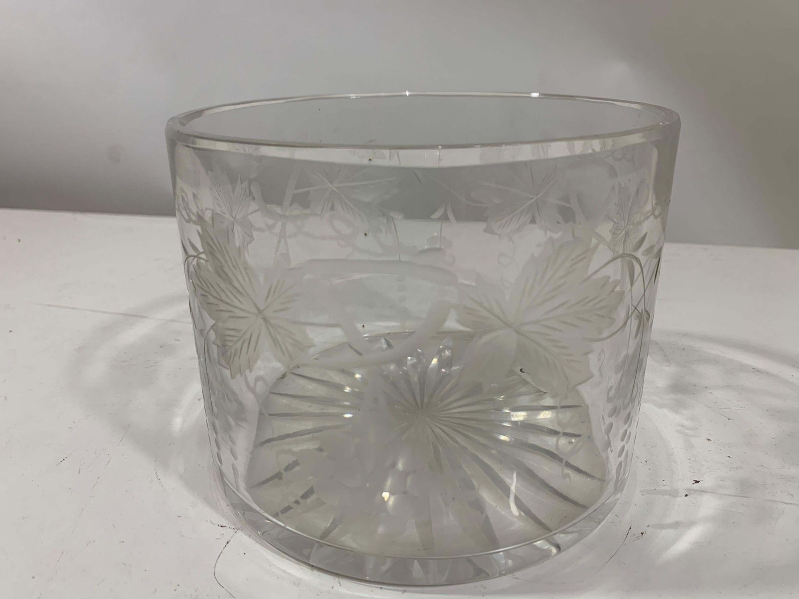 Mid 20century Bartlett Collins, Frosted & Etched Grapes Ice Bucket/ Serving Bowl photo Home Decor