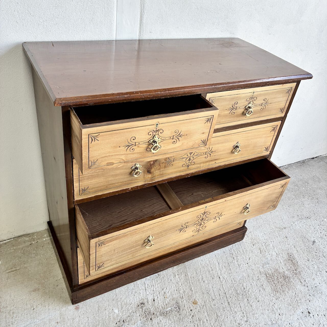 Arts And Crafts Chest Of Drawers photo vinterior