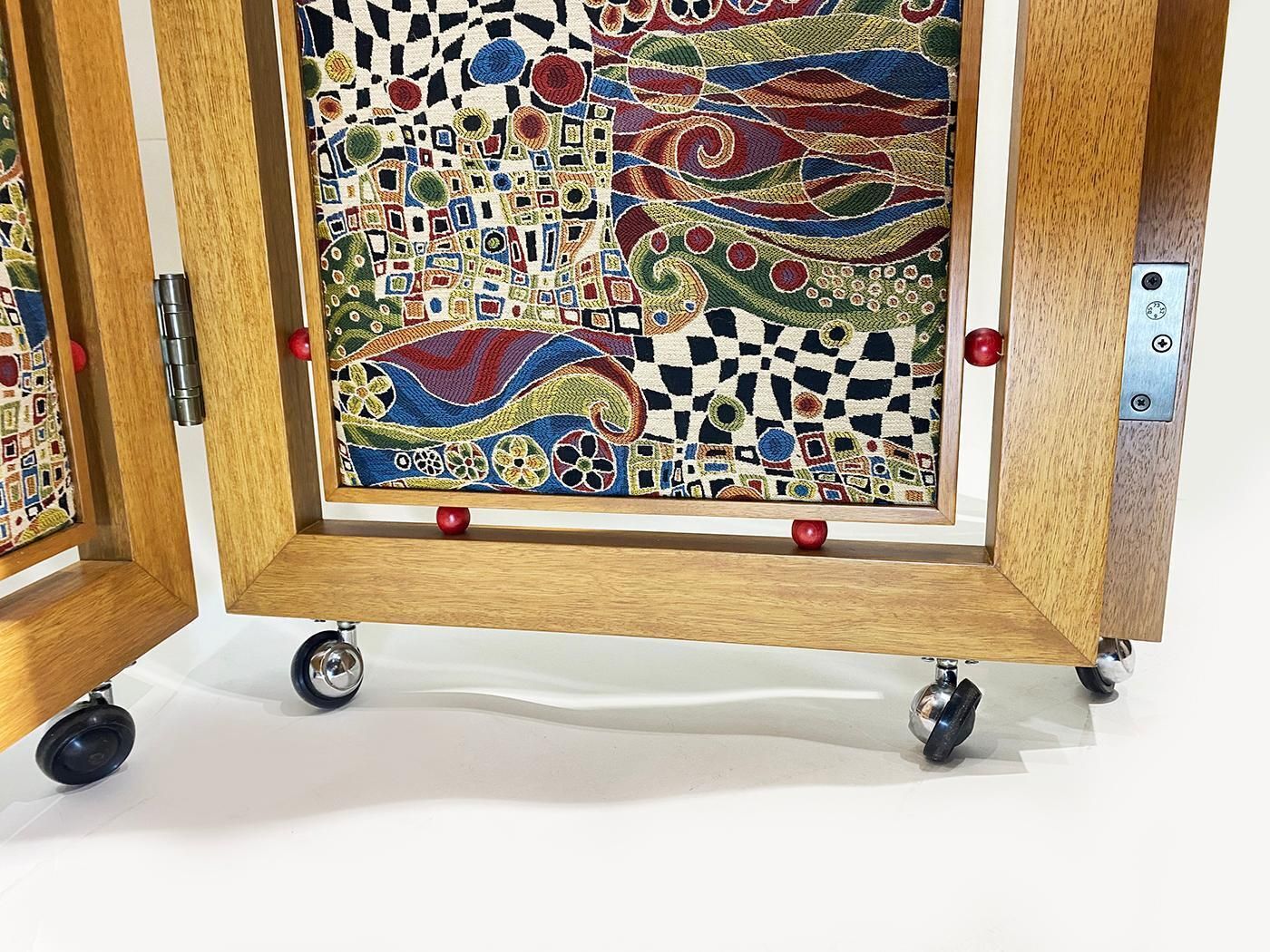 photo furniture Original Beautiful "Paravent" Design In The Style Of Gustav Klimt