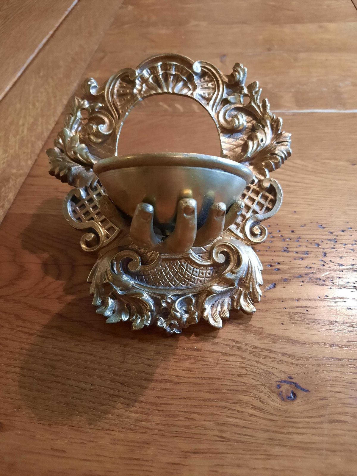 Antique Bronze Inkwell: French Chateau Armorial Desk Decor photo for sale
