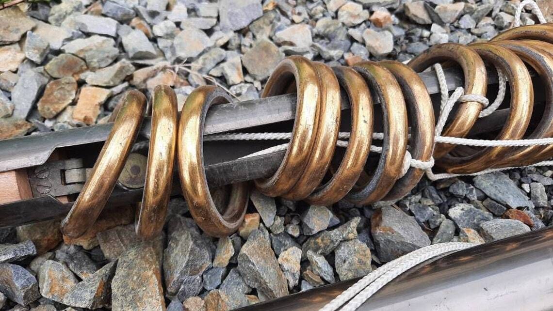 Antique Brass Curtain Pole With Finials & Rings: French Chateau Hardware photo vinterior