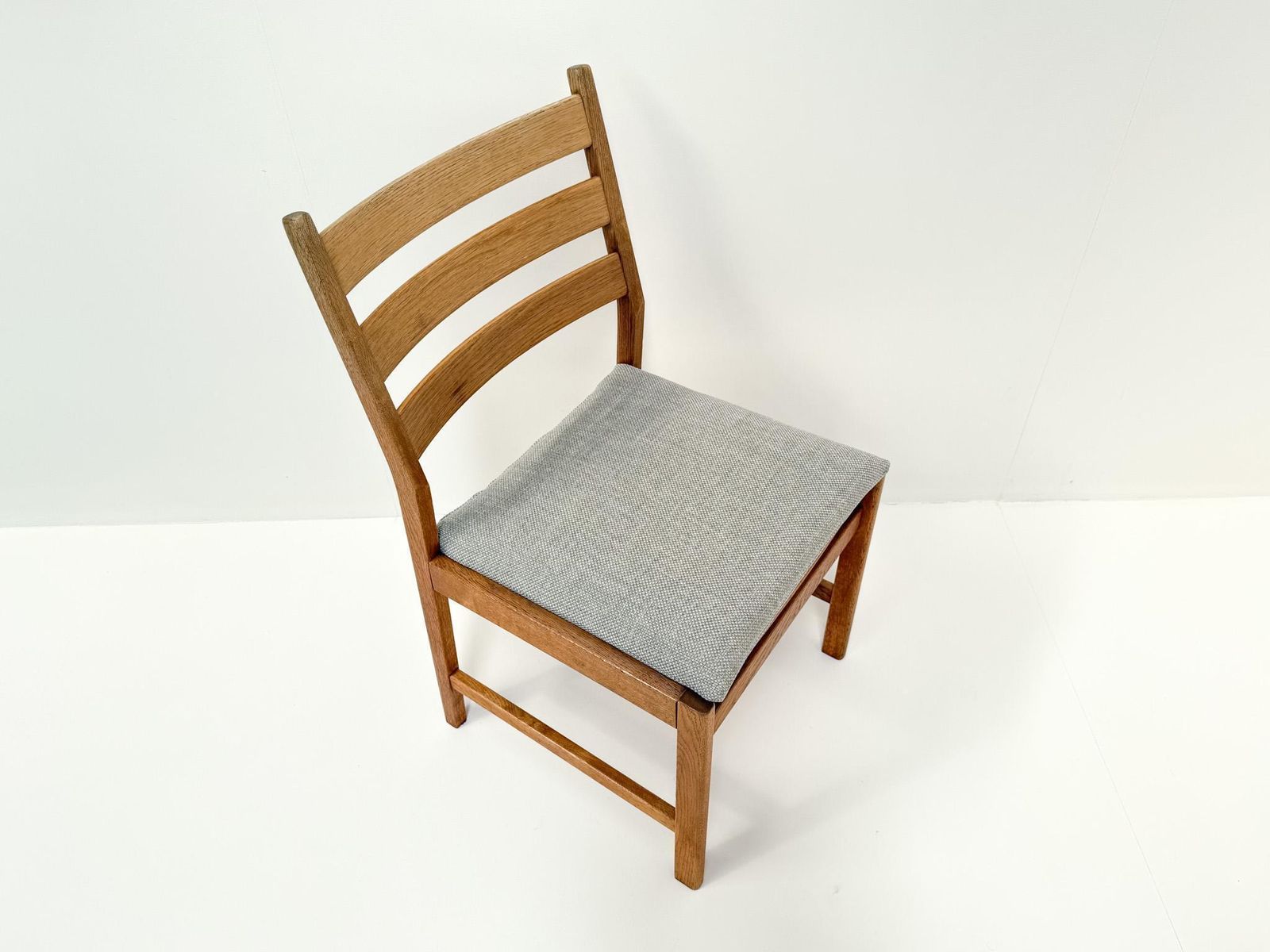 Kurt østervig For K.P. Møbler Set Of 4 Oak Dining Chairs photo Furniture
