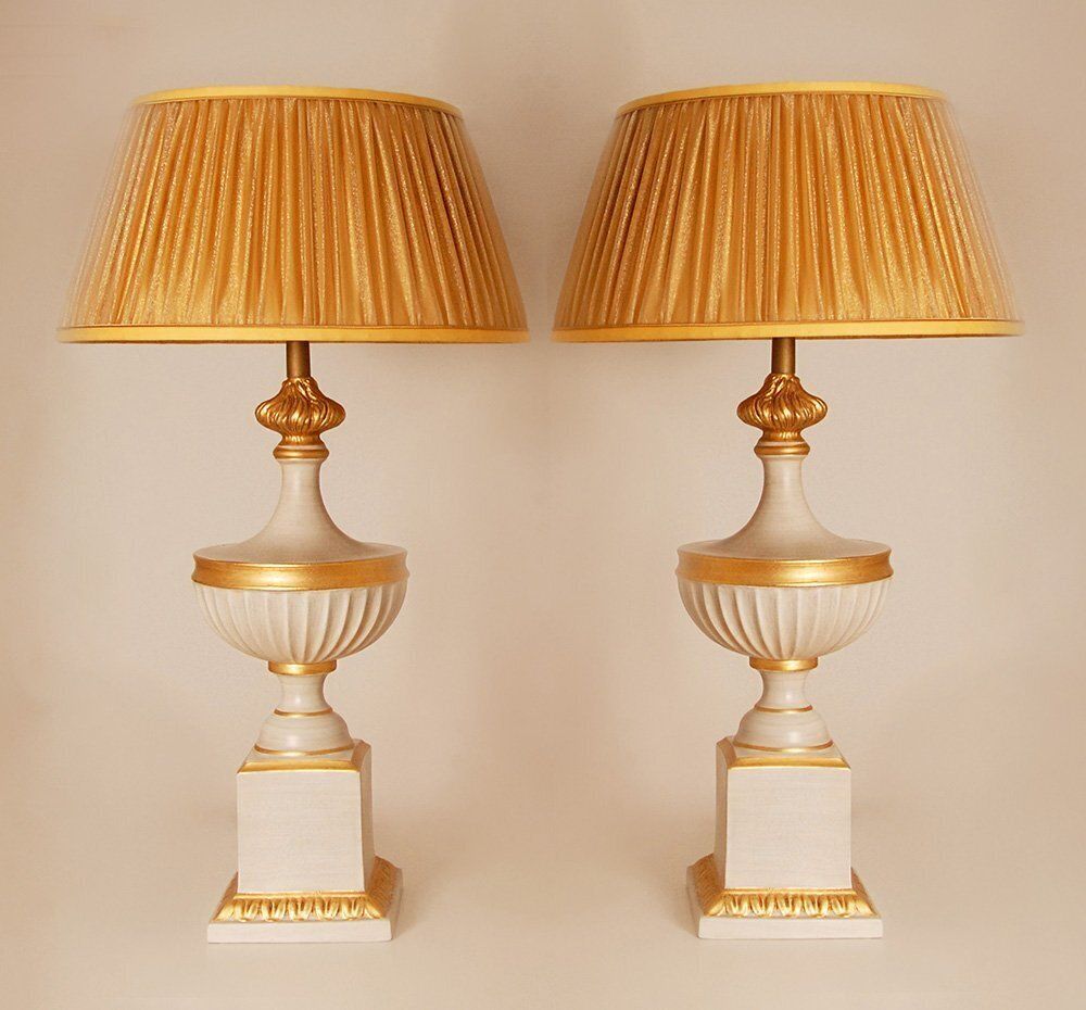 Vintage French Table Lamps In White And Gold Ceramic, 1970s, Set Of 2