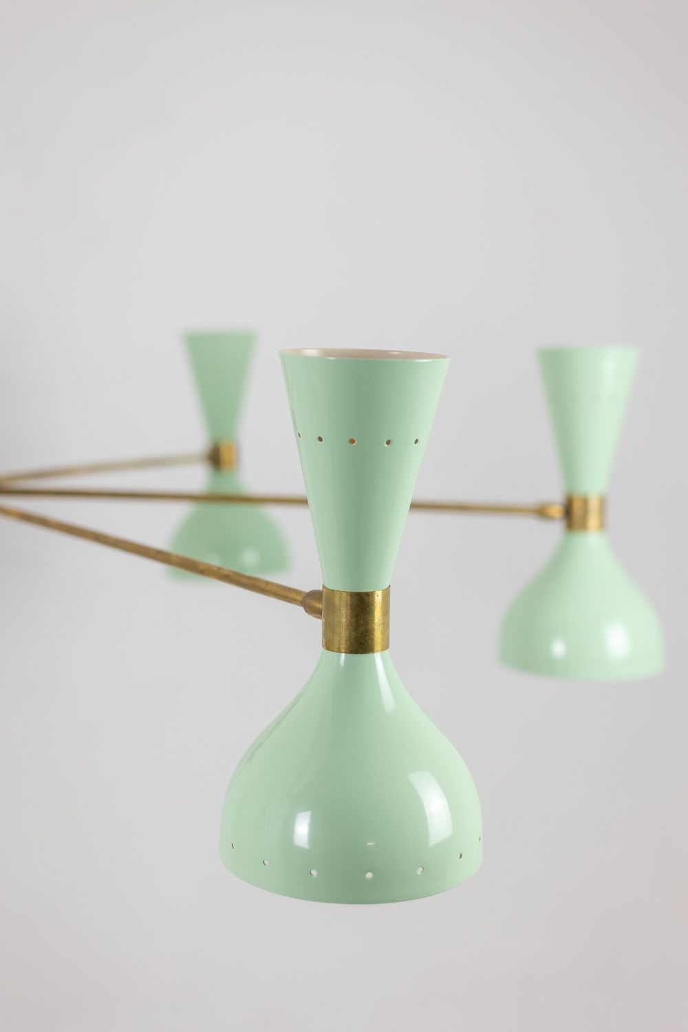 Lighting Radiant Diabolo Shaped Chandelier With 12 Lights. Contemporary. photo