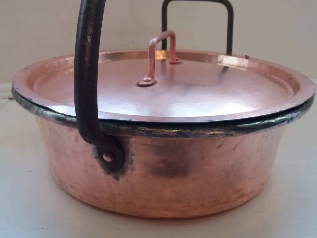Large Antique Iron Frying Pan: Hand Forged Open Fire Skillet photo 201.0