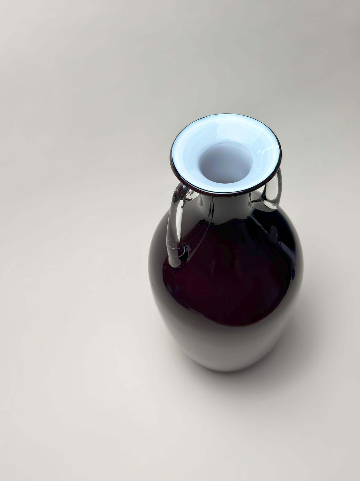 Purple Postmodern Cased Glass Amphora Vase By Jerzy Słuczan Orkusz, Poland, 1980s photo vinterior