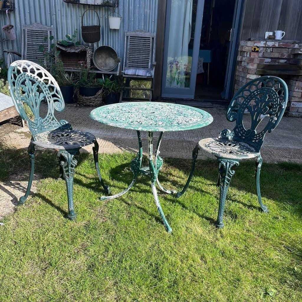 Painted Garden Table & 2 Chairs Great Patina Peeling Paint Solid