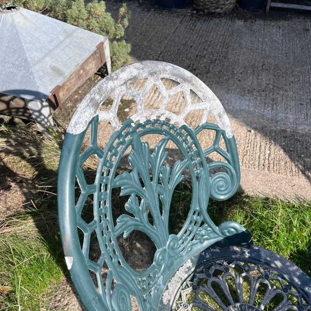 Painted Garden Table & 2 Chairs Great Patina Peeling Paint Solid photo 127.0