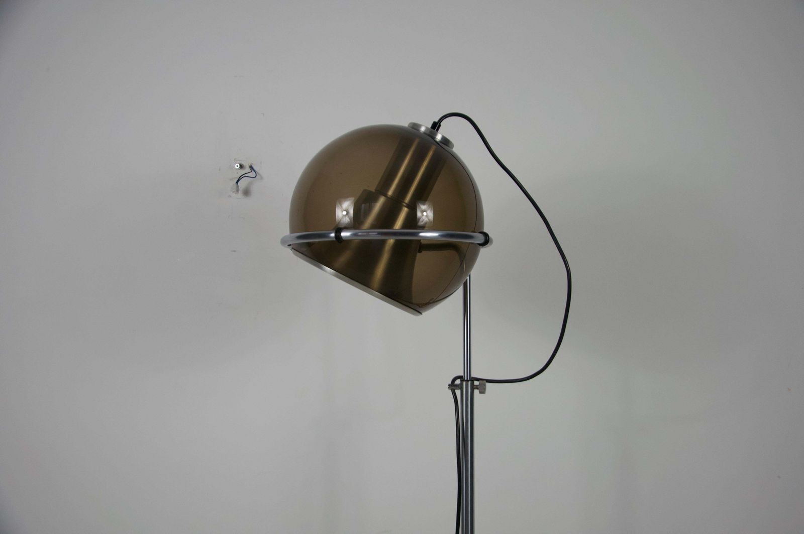 Globe Floor Lamp By Franck Ligtelijn For Raak, 1960s photo 1564.0