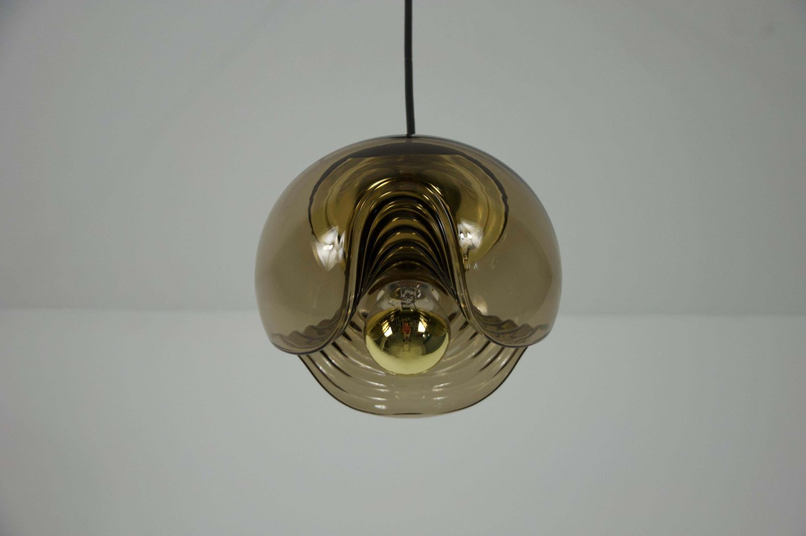 Amber Glass Pendant Lamp By Koch & Lowy For Peill And Putzler, 1960s photo vinterior