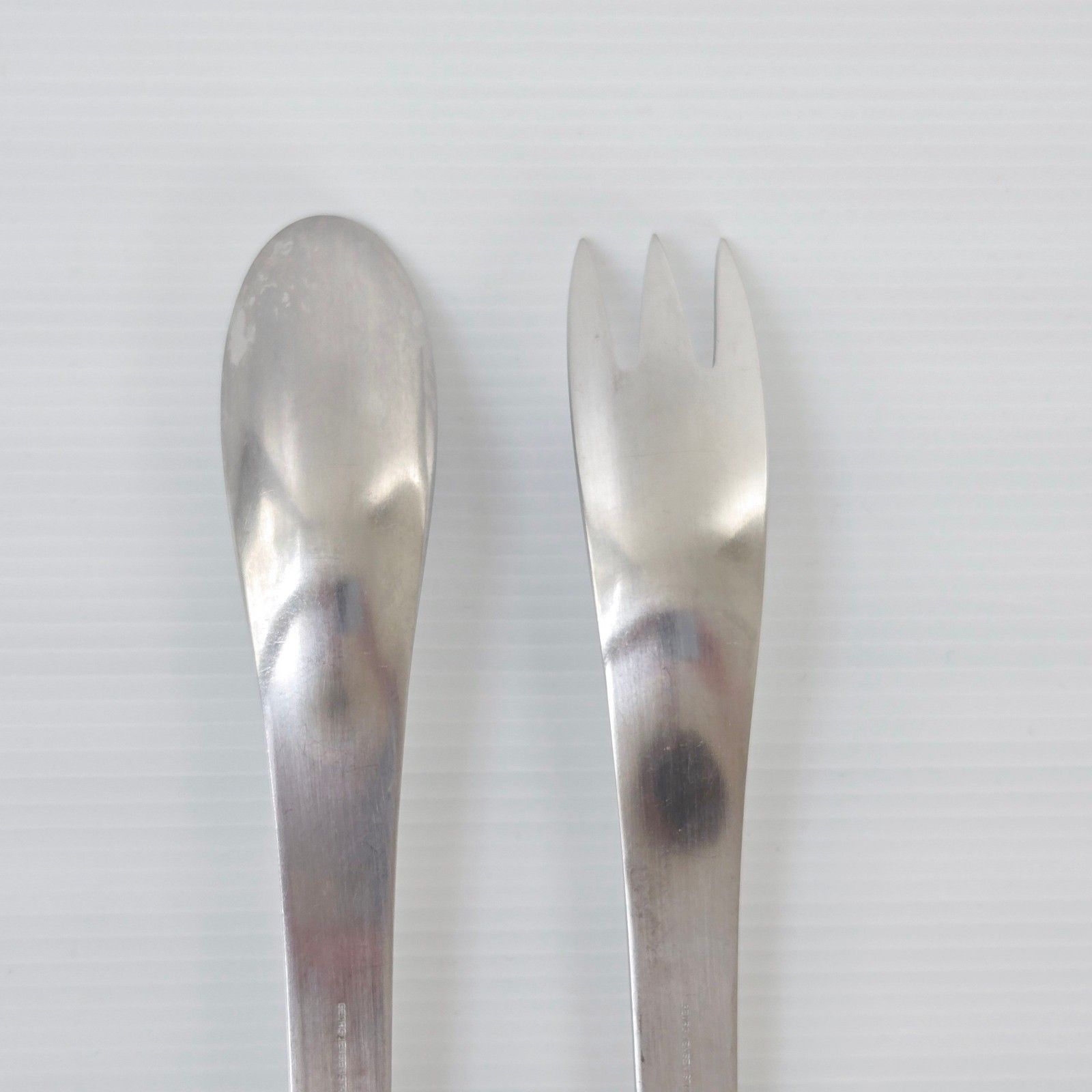 Vintage Arne Jacobsen Georg Jensen Denemarken Scandinavisch Saladabestek, 1970 photo vinterior
