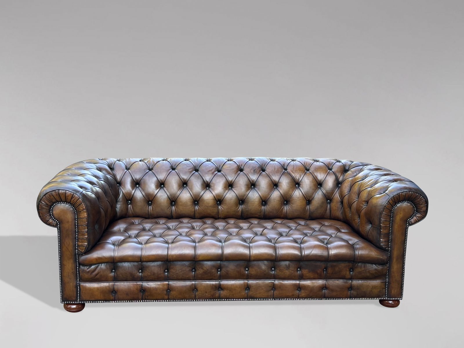19th Century Victorian Golden Brown Leather 3 Seater Chesterfield Sofa photo Furniture