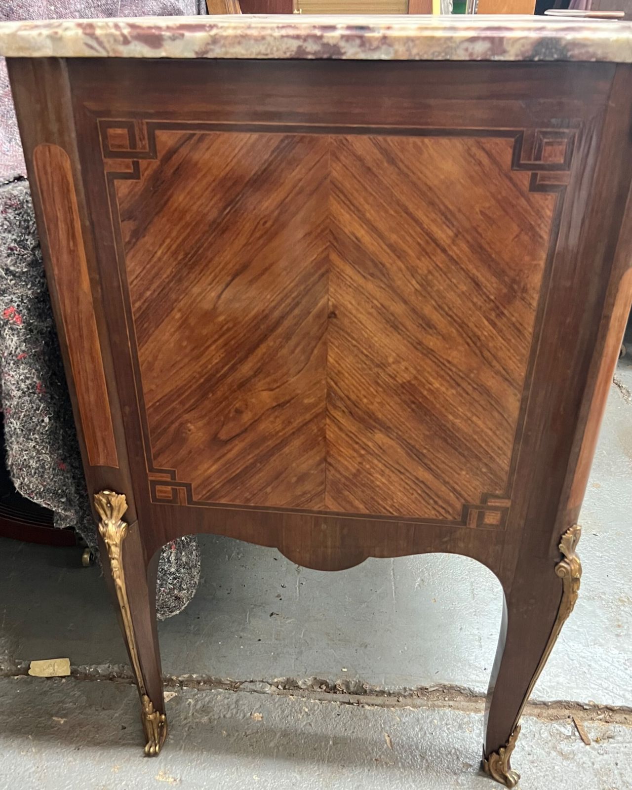 photo vintage Superb 19th.C. French Commode Chest Of Drawers