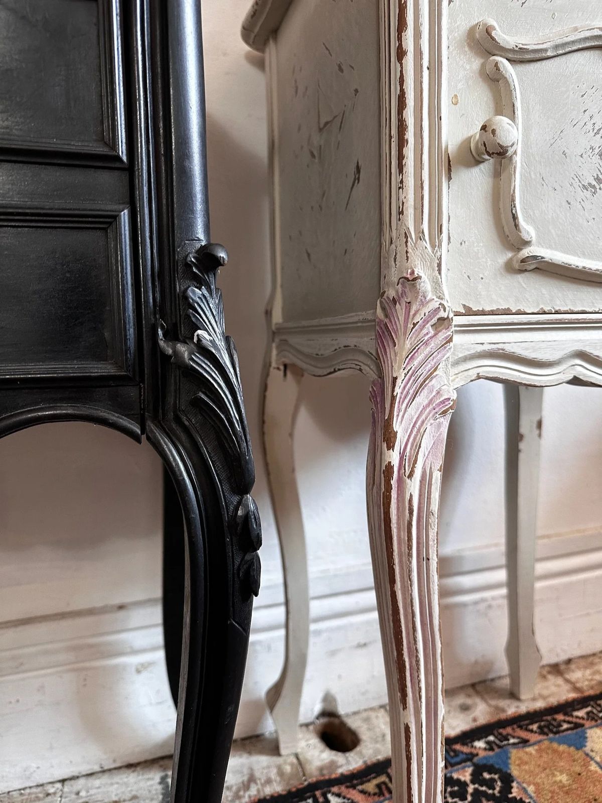 French Louis XV, Marble Top Bedside Table photo vinterior