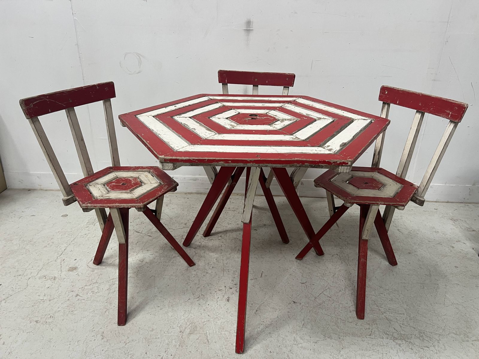 photo furniture 20th Century Lacquered Beech Garden Furniture Set
