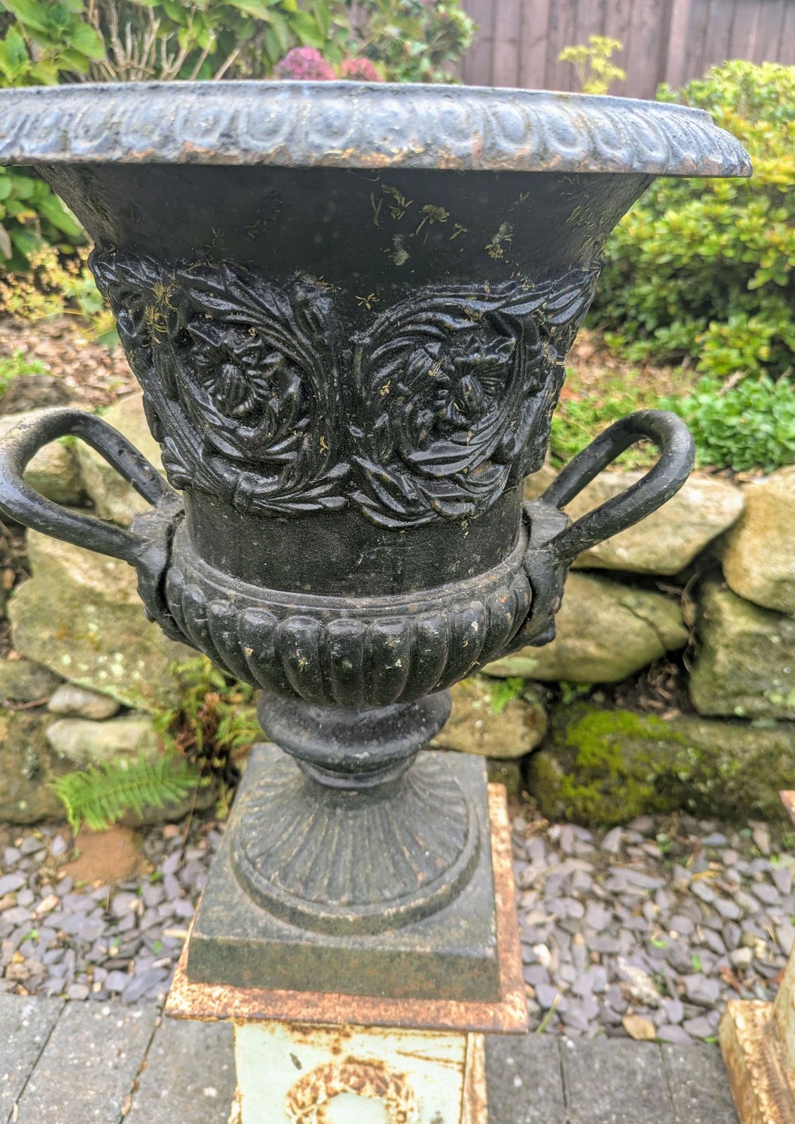 Pair Antique 19th Century Cast Iron Urns Lion Mask Handles  Delivery  Available 0086. photo vinterior