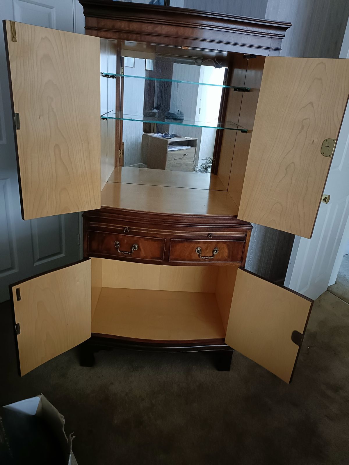 Mahogany Drinks/Cocktail Cabinet With Satin Wood Interior photo Furniture