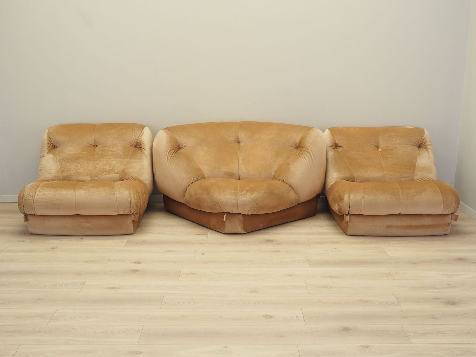 Modular Sofa Italian Design 1970s Designer Rino Maturi Manufacturer Mimo Padova photo 2769.0
