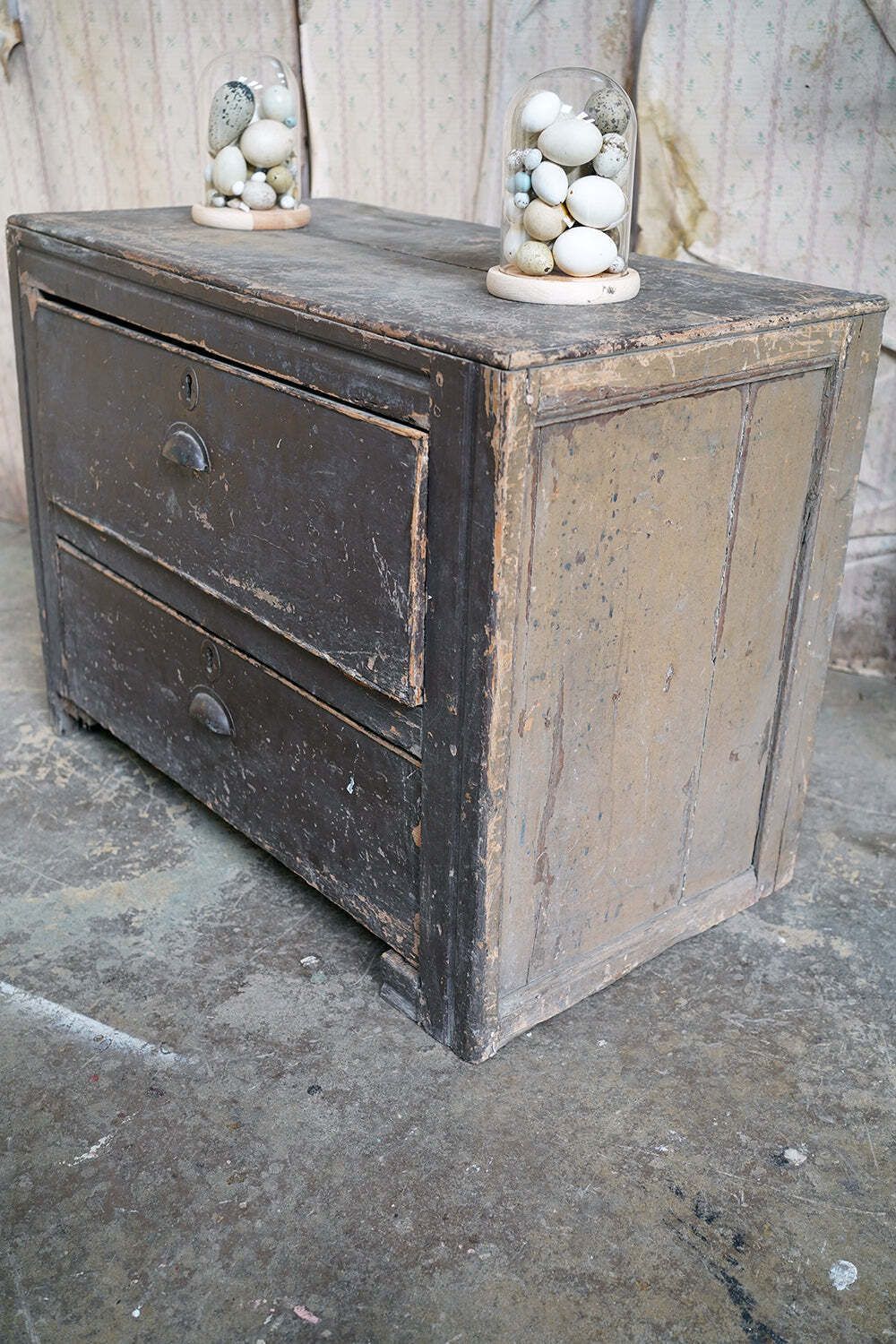 photo vintage An Early 20thc Painted Pine Chest Of Two Drawers C.1900 20